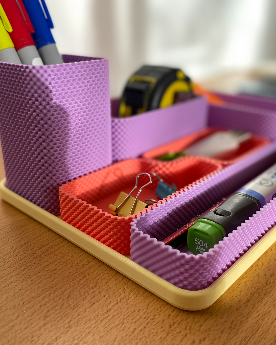 DESK ORGANIZER 17 1350